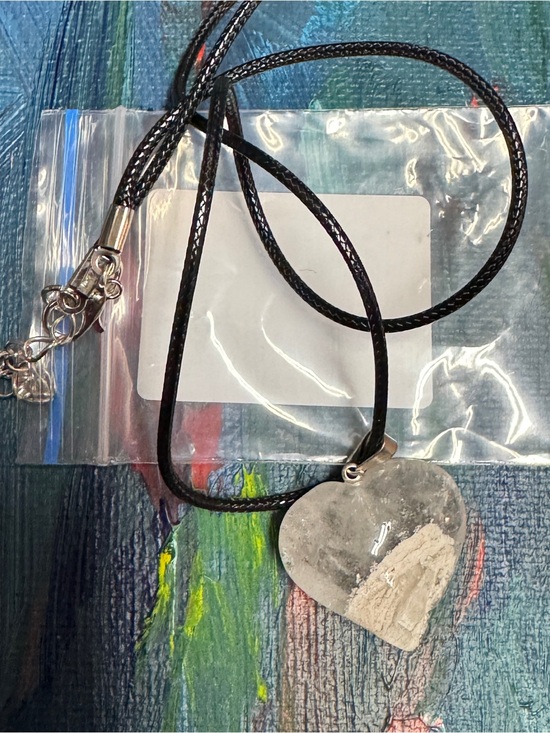 Jewelry - Heart-Shaped 1” Quartz Crystal Pendant Necklace w/ 18” Cord
